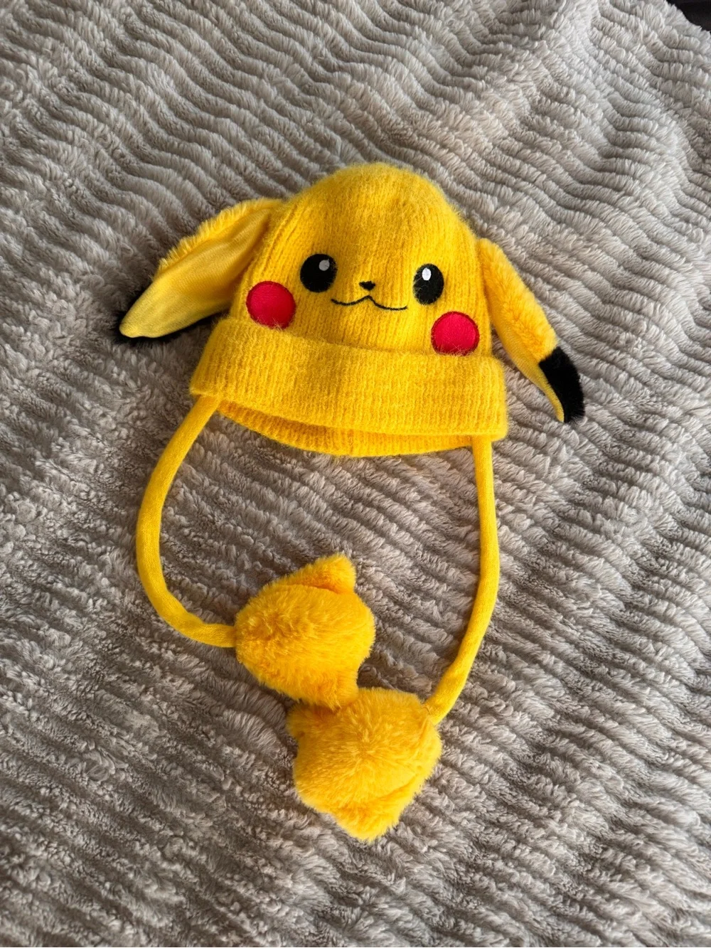 NWOT Pokémon Pikachu character hat with movable ears